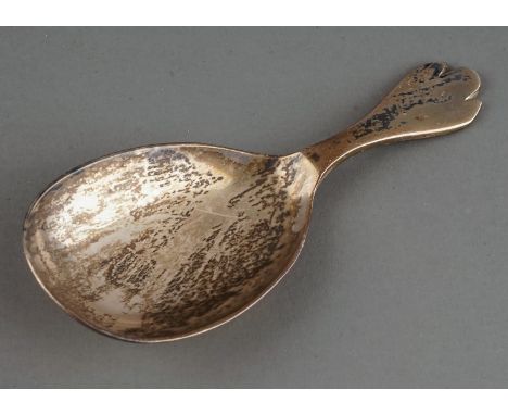 A George VI silver trefid end caddy spoon, hallmarked by A.I W.A.B., Sheffield, 1938, approx 0.64 ozt (20 grams) 