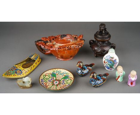 Collection of oriental items to include bronze sensor, Chinese snuff bottle decorated with dragon having a jade top, small ja