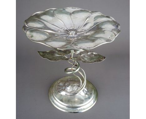 A Jungenstil (Art Nouveau) 800 standard silver table centrepiece with lily flower flat bowl above stem with lily leaves in re