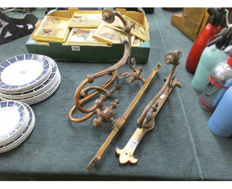 Vintage brass light fittings (1 A/F)