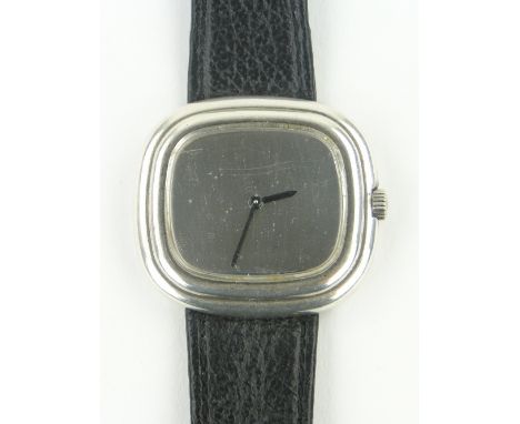 A gent's silver cased Art Deco style dress wristwatch,
with silver dial, hallmarked case, makers marks R C K 1973, GWO, case 