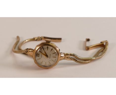 Ladies peerex 9ct gold watch with 9ct gold bracelet, bracelet broken,15.8g.