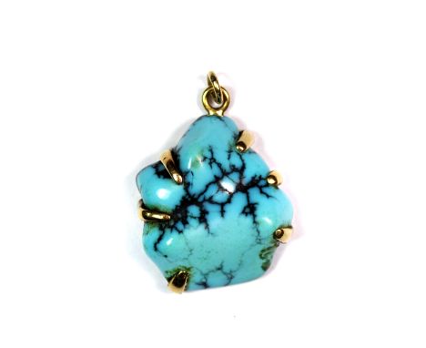 A yellow metal (tested min 9ct gold) mounted "boulder" turquoise pendant, 2.5 x 2cm.