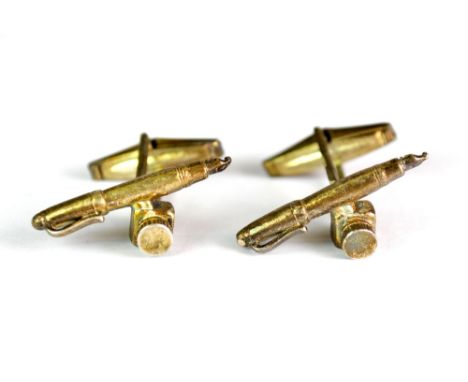 A pair of white metal vintage fountain pen cufflinks.