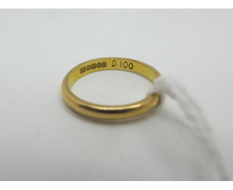 A 22ct Gold Plain Wedding Band, (finger size K) (2.5grams). 