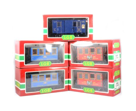 LGB railways G scale Wappenwagon 150th anniversary car no.3150 (x2), blue dining restaurant car no.3013 (x2), blue post van n