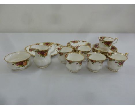 Royal Albert Old Country Roses tea service to include cups, saucers, plates, sandwich plate, milk jug and sugar bowl (21)