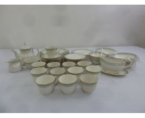 Royal Doulton Berkshire TC1021 dinner and tea service, six place setting  (66)