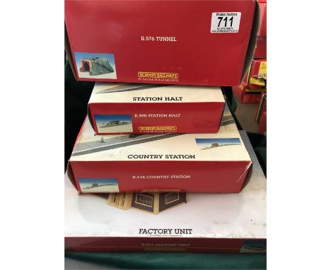 Hornby Railways R.576 Tunnel, R590 Station Halt, R534 Country Station, R281 Factory Unit