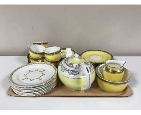 A twenty piece Tuscan china tea service, Aynsley teapot and six Paragon side plates 