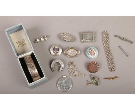 A quantity of mostly silver jewellery to include boxed bangle, brooches etc.  