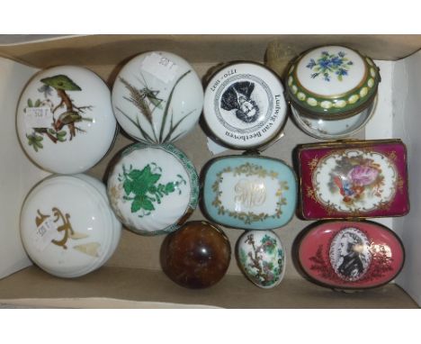 A HALCYON DAYS ENAMEL BOX and a selection of other enamel and porcelain snuff or trinket boxes (one box)