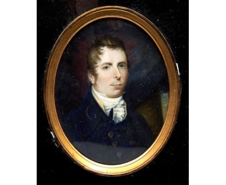 British school, early 19th c - Portrait miniature of a gentleman, in blue coat with brass buttons and white stock before drap