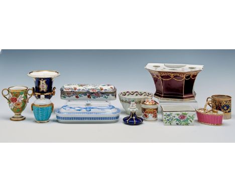 Miscellaneous Spode and other English and Continental pottery and porcelain ornamental ware, to include a Coalport cobalt gro