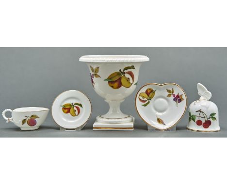 A Royal Worcester Arden pattern vase, table bell, miniature saucer and leaf shaped cream boat and saucer, c1975, vase 14.5cm 