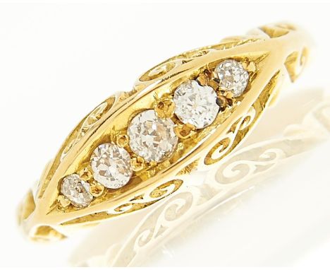 An Edwardian five stone diamond ring in 18ct gold, Birmingham 1904, 4g, size J½  Good condition