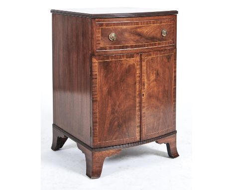 A reproduction mahogany commode in George III style, third quarter 20th c, outlined throughout boxwood stringing and crossban