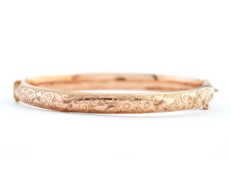 A 9ct gold bangle, 65mm, maker A C Co incuse, Birmingham 1923, 7.1g  Good condition