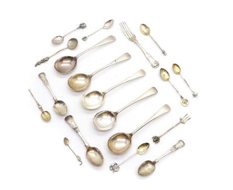 A group of silver flatware to include a set of five Old English pattern soup spoons, Sheffield 1914, 19.5cm long, three fiddl