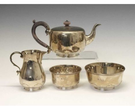 Queen Victoria/Edward VII silver four-piece teaset with cut-card decoration, sponsors marks of D&amp;J Wellby Ltd, London 190
