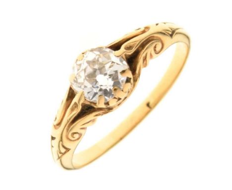 Diamond single stone ring, the yellow carved head mount with indistinct mark, the old brilliant cut of approx 0.5 carats, siz