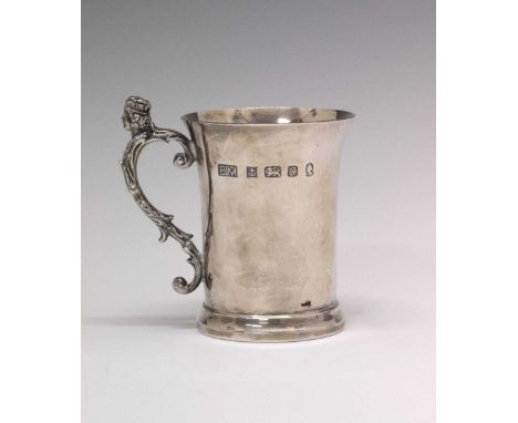 Elizabeth II silver commemorative mug with applied Silver Jubilee emblem and figural Queen Elizabeth II handle, sponsors mark