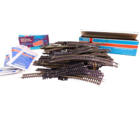 Peco set track nickel silver rails, including ST201 straight double unit, ST241 turn out left hand No.2 radius, Peco set trac