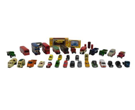 Oxford Corgi and other railway scale diecast, including an AEC Regal single deck bus, London Transport Routemaster bus, Class