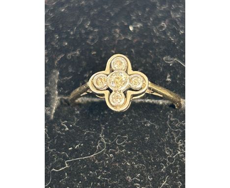 18ct Gold &amp; 5 diamond ring tested 