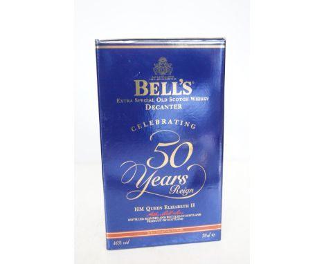 Bells extra special  old scotch whisky 50 years reign Queen Elizabeth II limited edition 