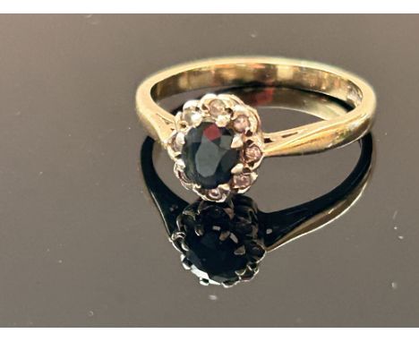 9ct Gold ring set with sapphire & diamonds Size M 2.2g 