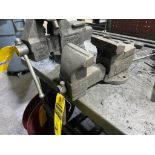 BENCH VISE