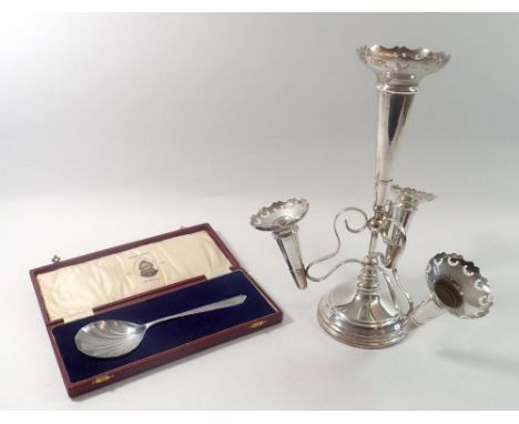 A silver plated epergne, 32cm and a Parkinsons of Burnley cased spoon 