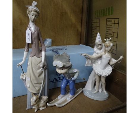 Large Lladro figurine Dame Bulevar, 4751, boxed, a Lladro figurine Sports Billy and a Lladro ballerina and clown figure group