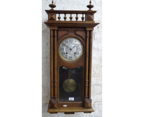 A 2-train wall clock.