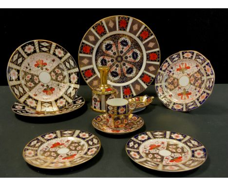 Royal Crown Derby - 1128 Imari Dinner plate, table bell, shaped trinket dish, 2451 plates,  similar davenport coffee cup and 