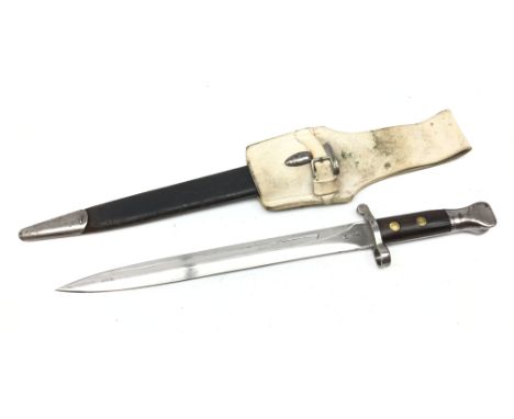 British M1888 Mk I Type II Lee Metford bayonet, 30.5cm twin edge blade stamped crowned VR, 98, broad arrow EFD crown over 58E