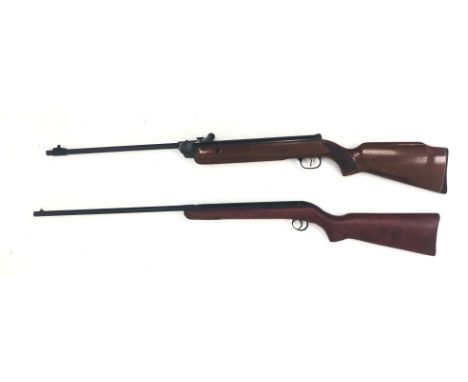 Vintage BSA break action air rifle, stock stamped with trade mark, a Series 70 Model 79 break action air rifle, part chequer 