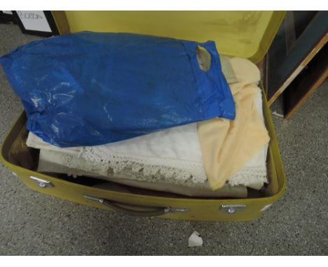 Two suitcases of vintage linen