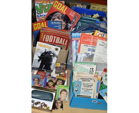 A COLLECTION OF FOOTBALL PROGRAMMES AND MAGAZINES, majority from the 1960's and 1970's, assorted clubs but includes a run of 