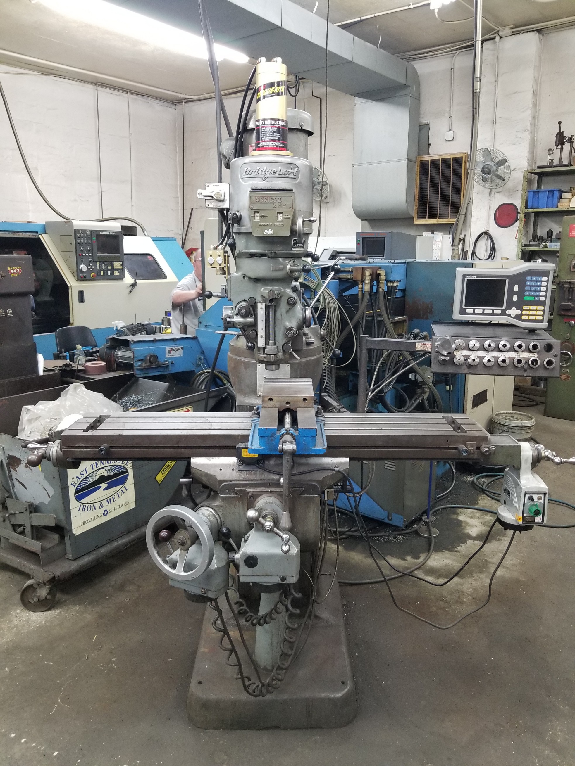 BRIDGEPORT SERIES 1 VERTICAL MILLING MACHINE; S/N 2J984382, 2HP