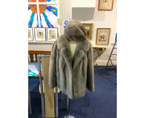 Silver Mink Short Evening Coat and Matching Pillbox Hat Pale Grey Mink coat with rever collar, hook and eye closure and grey 