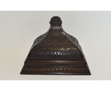 Victorian - Finely Hand Carved Oak Wall Bracket / Stand, For Expensive Bracket Clock. Size - 10 Inches High, 15.25 Inches Wid