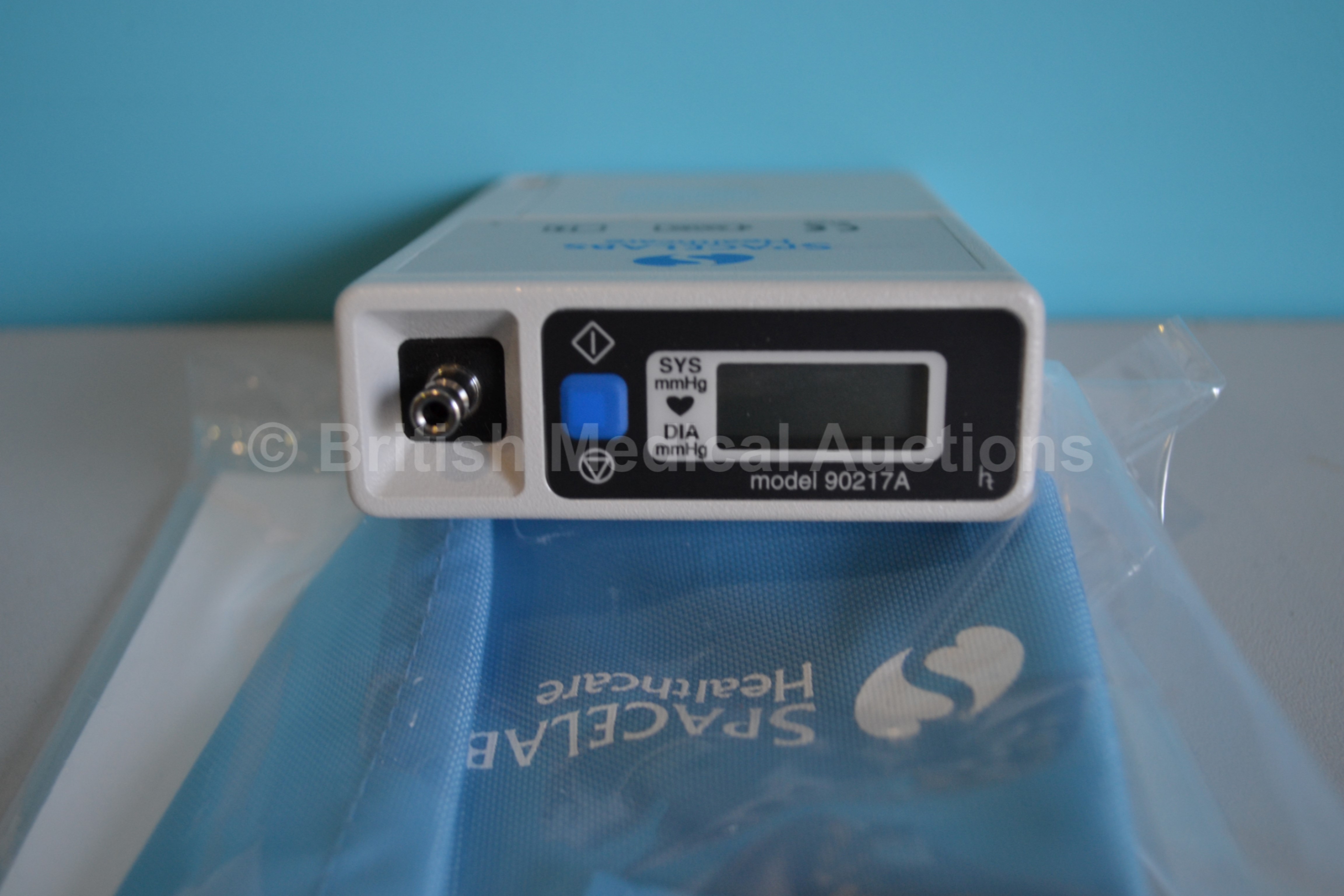 Spacelabs Healthcare Model 90217A Ambulatory Blood Pressure System with