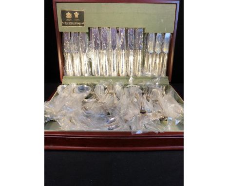 Arthur Price - a silver plated cutlery service for twelve, with gadrooned edge, comprises, 12 of each, dinner forks, dinner k