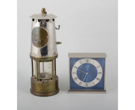 Miners lamp, copper lidded pot, Flintoff clock, brass wall bracket and cooper pan, (5)