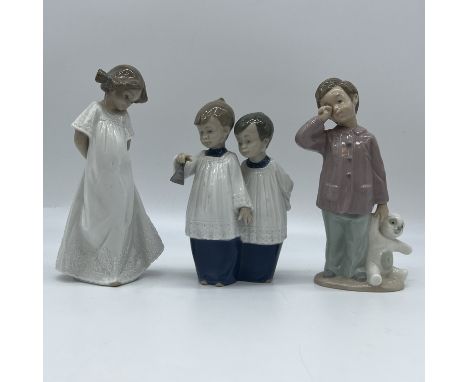 3x Nao Lladro figurines,
no chips no marks