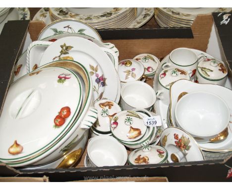 A quantity of Evesham pattern Royal Worcester china including; a large fruit bowl, small souffle dishes together with Pilivit