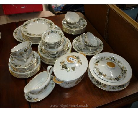 A good quality of Royal Worcester 'Larchmont' Dinnerware including dinner, breakfast, side and tea plates, soup, dessert bowl