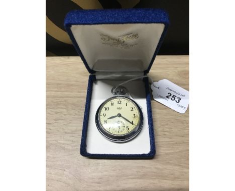 VINTAGE SMITHS POCKET WATCH - WORKING ORDER